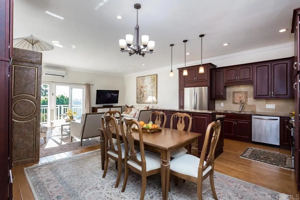 https://cdn.realtyfeed.com/cdn/127/306076315/f320621ef41bda75fc43888ad014762c.webp