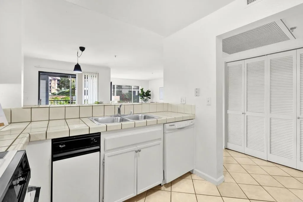 Photo #6: NDP2400061 Listing 