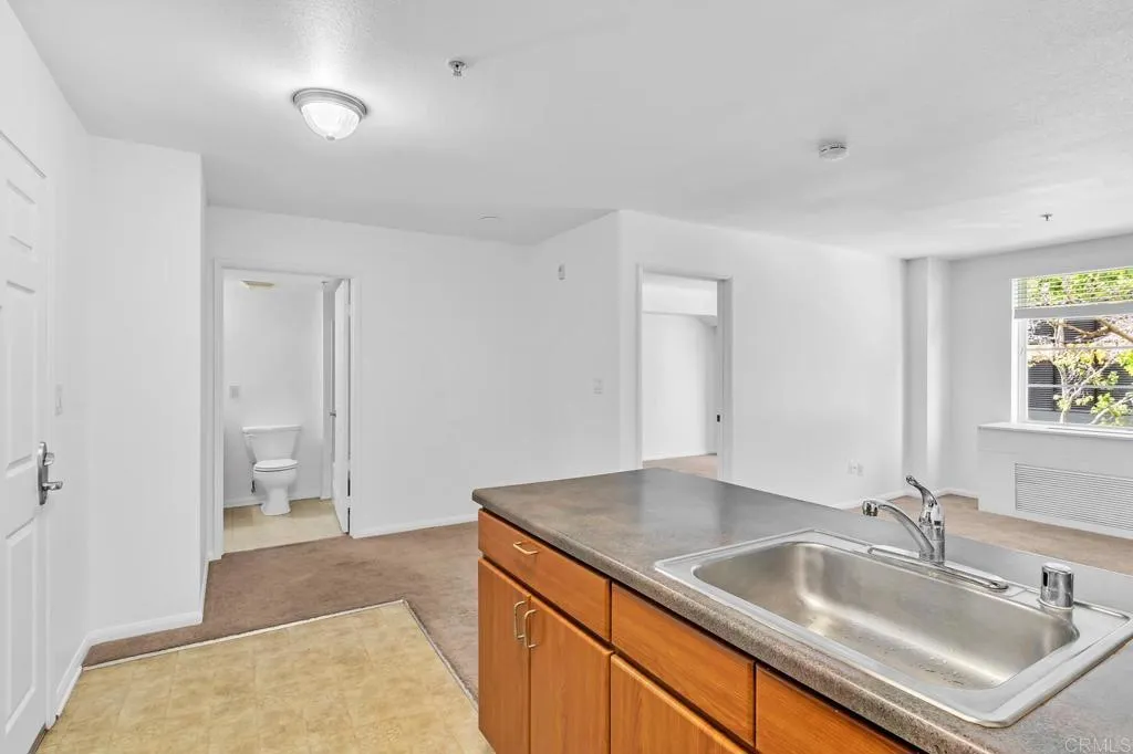 https://cdn.realtyfeed.com/cdn/127/306077726/22b6cf95a411b447665e0962a486d09b.webp