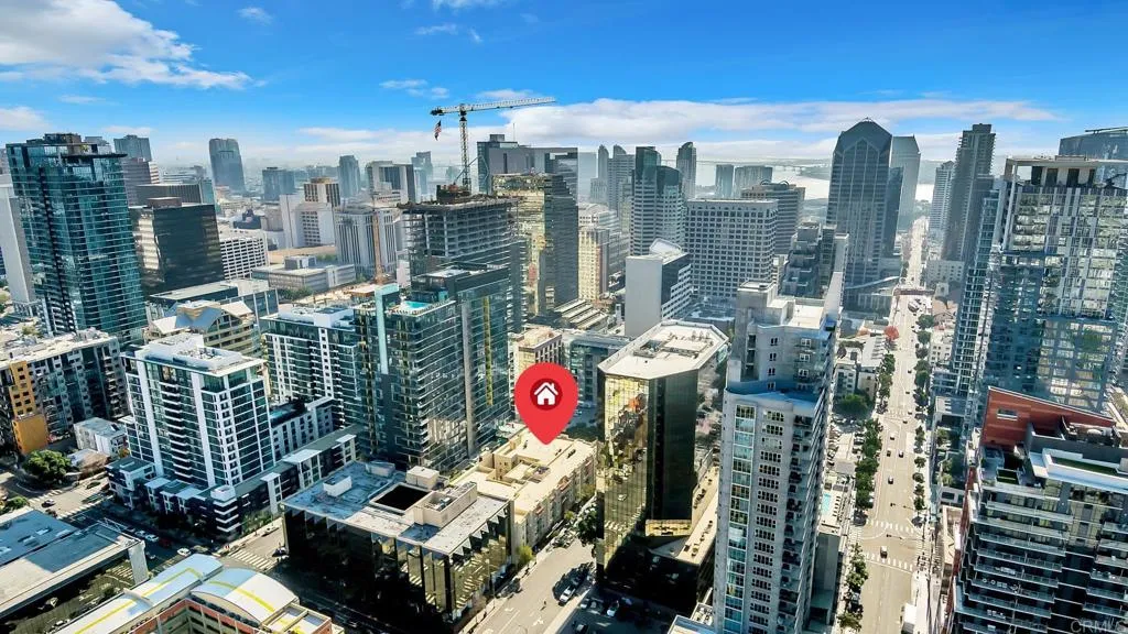 https://cdn.realtyfeed.com/cdn/127/306077726/8b193c1064264d411f96b1c86b6bdbec.webp