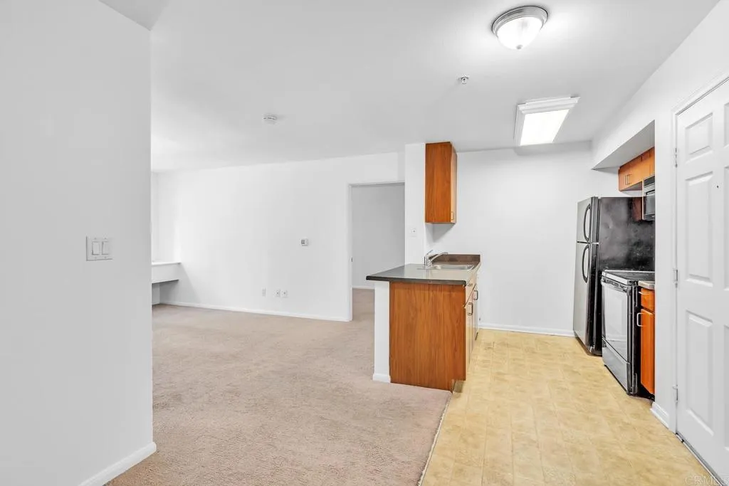 https://cdn.realtyfeed.com/cdn/127/306077726/9355506986c2e8a0573a59b011499ee5.webp