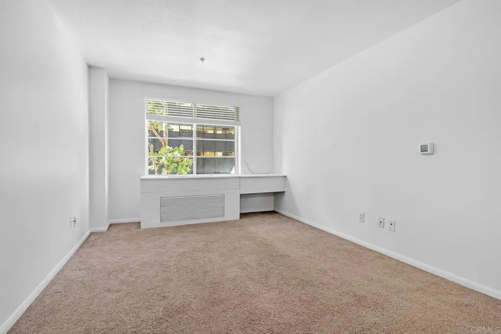 https://cdn.realtyfeed.com/cdn/127/306077726/9df22c36d86989de3c00fe13f098ae08.webp