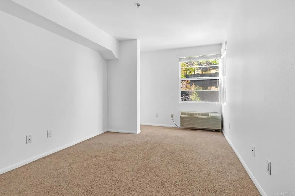 https://cdn.realtyfeed.com/cdn/127/306077726/bf2627ee066faf841e7a7b178897048a.webp
