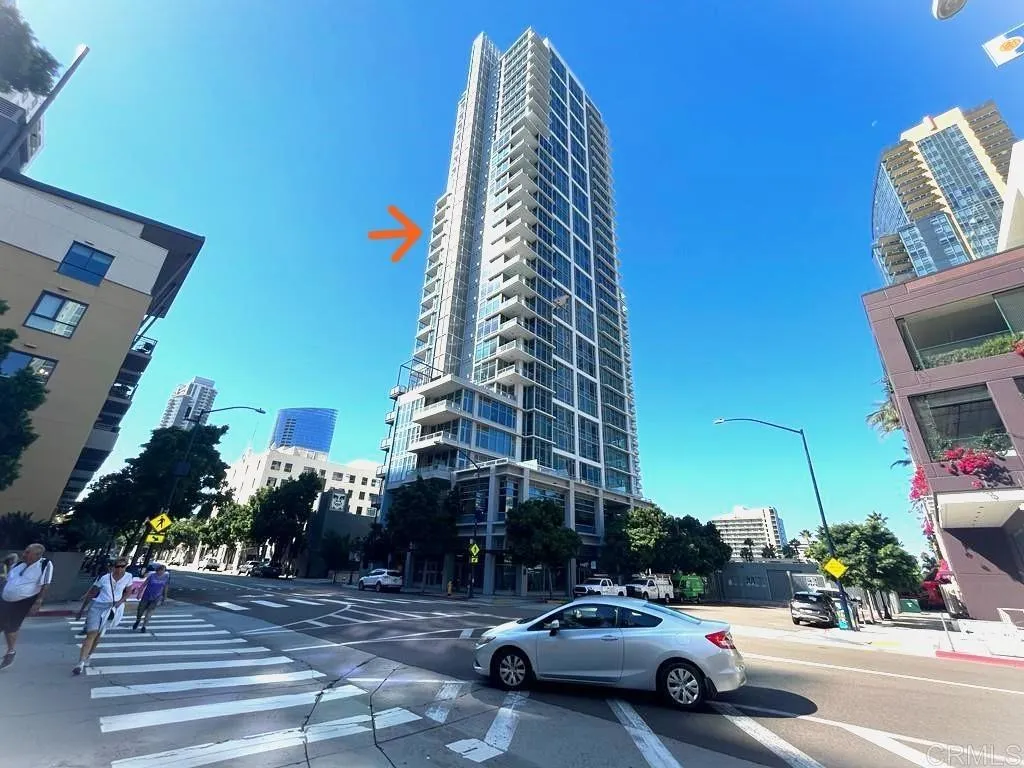 MLS: PTP2400107 Condo For Sale