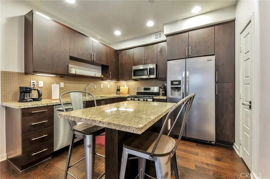 Photo #6: SW24004341 Listing 