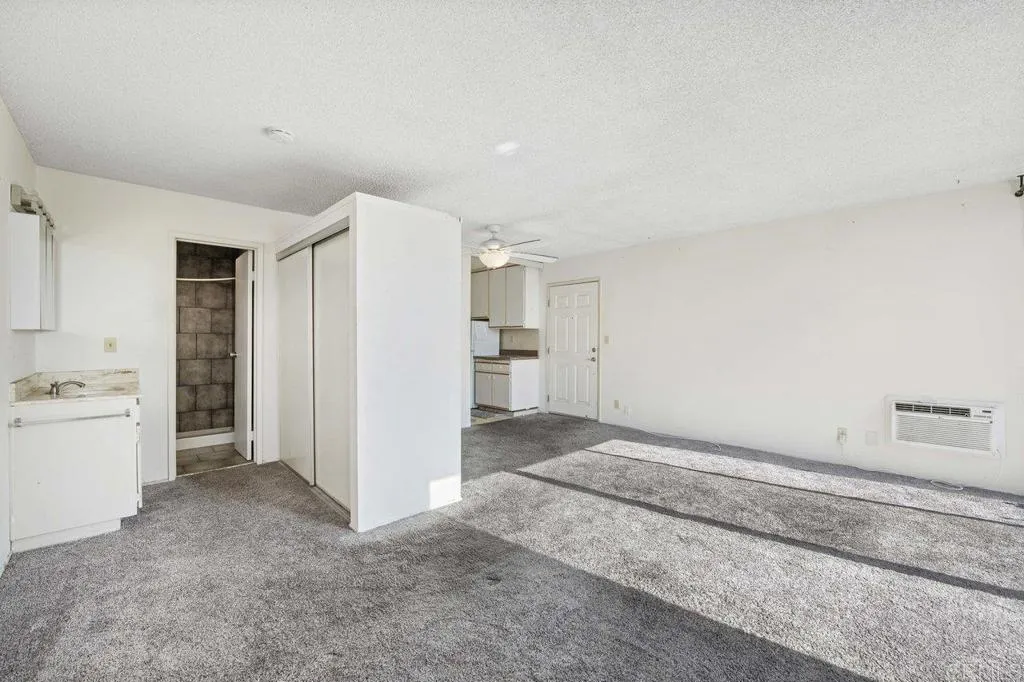 Photo #5: PTP2400152 Listing 