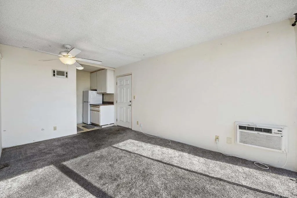 Photo #4: PTP2400152 Listing 
