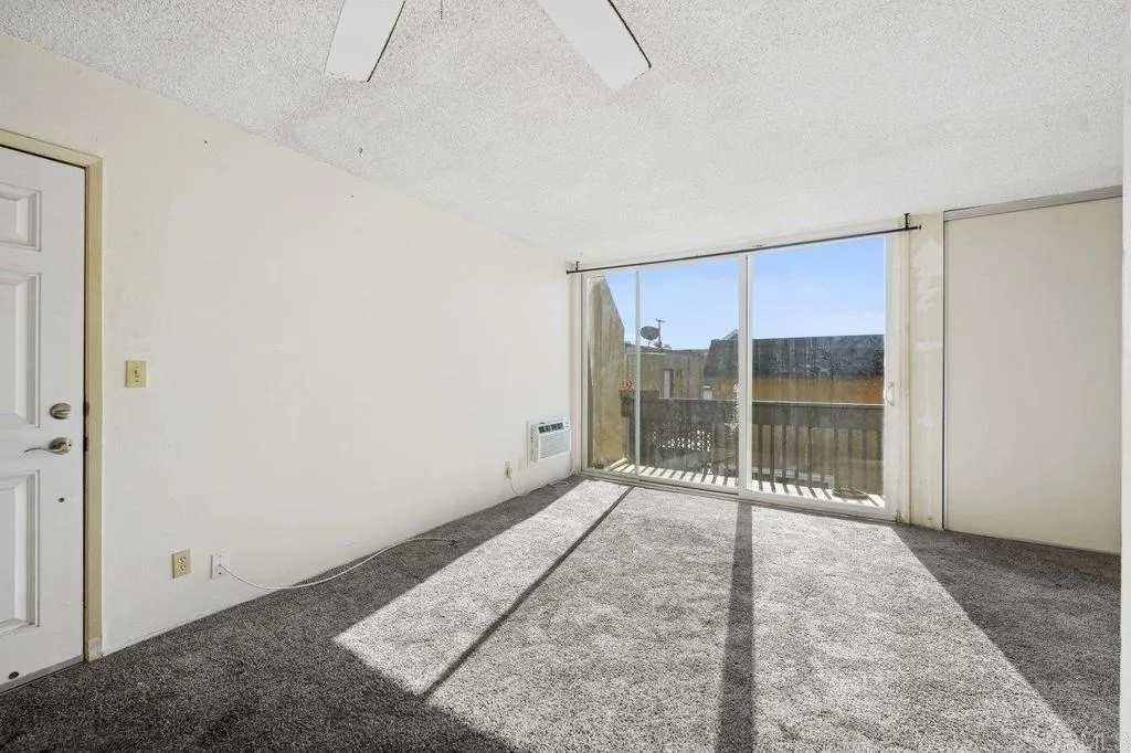 Photo #3: PTP2400152 Listing 