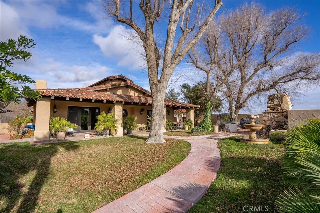 2135 Live Oak Rd, Paso Robles, CA, 93446