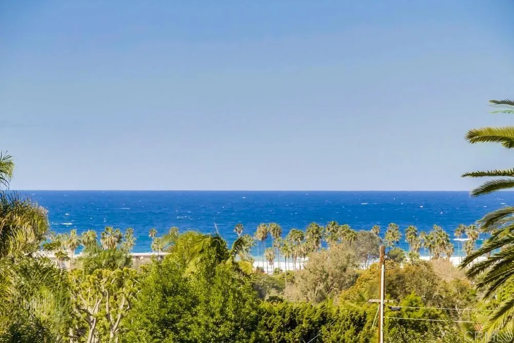 https://cdn.realtyfeed.com/cdn/127/306087442/05ad24524eddcb5b2a286a2ed3bf74c2.webp