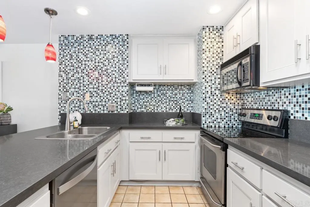 https://cdn.realtyfeed.com/cdn/127/306087442/062d194f1334f93c3bbe9d155e0ebef1.webp