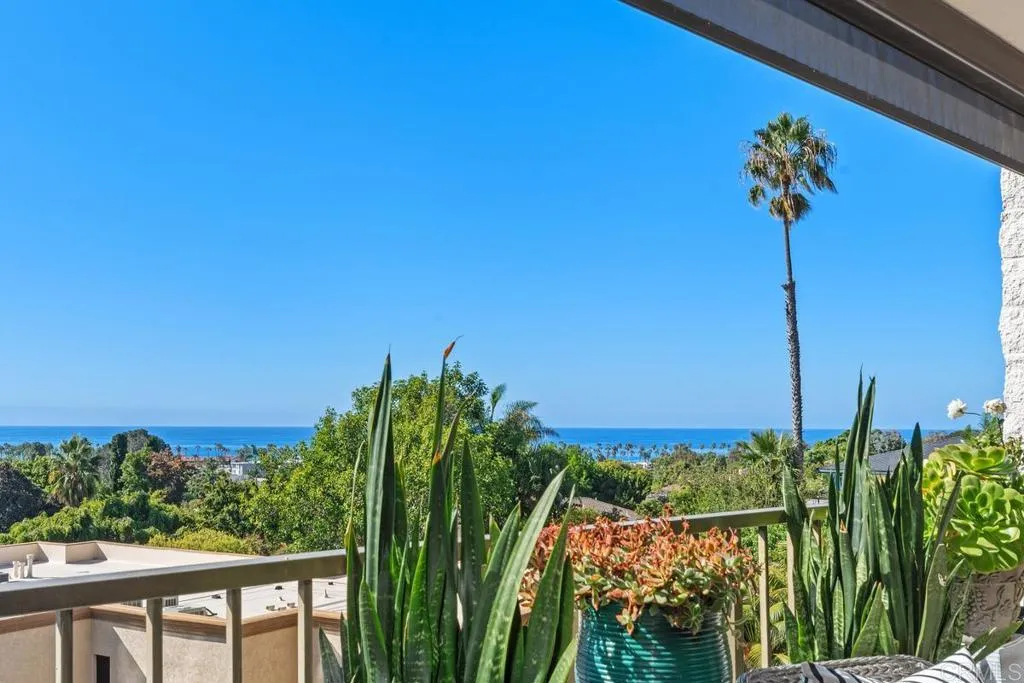 https://cdn.realtyfeed.com/cdn/127/306087442/755b69f52007db9aef271db44aa3146f.webp