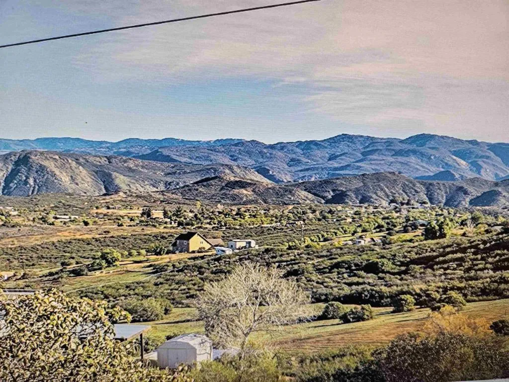 Lone Oak Trail, Ramona, CA, 92065