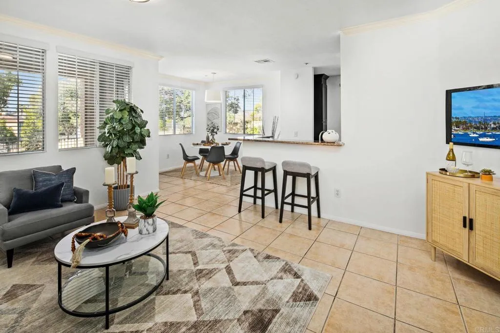 Photo #5: NDP2400595 Listing 