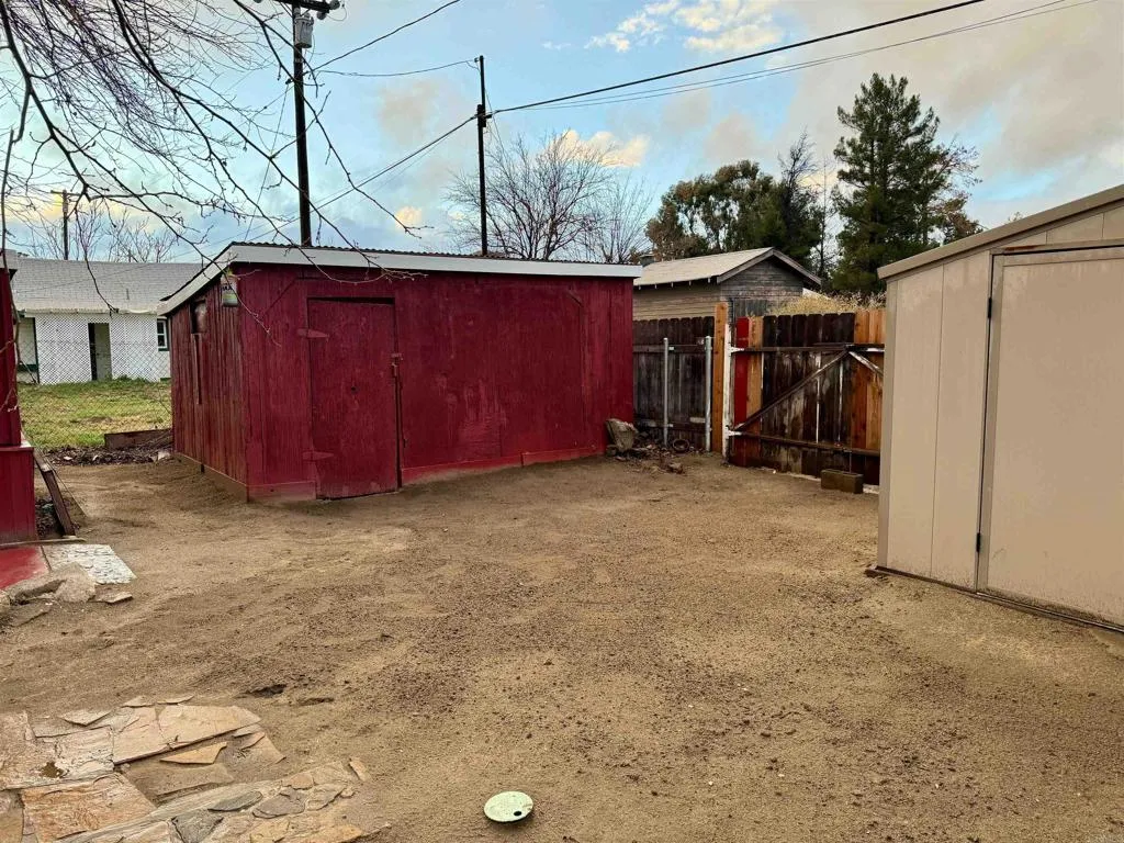 https://cdn.realtyfeed.com/cdn/127/306089721/d8232f55f37744fd4e2e31969923c944.webp