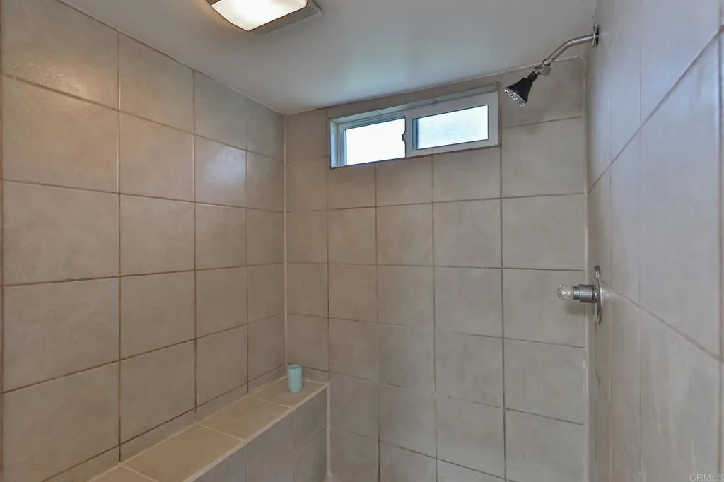 https://cdn.realtyfeed.com/cdn/127/306089721/e24ca3016368b00f2c5b4777dd204cfd.webp