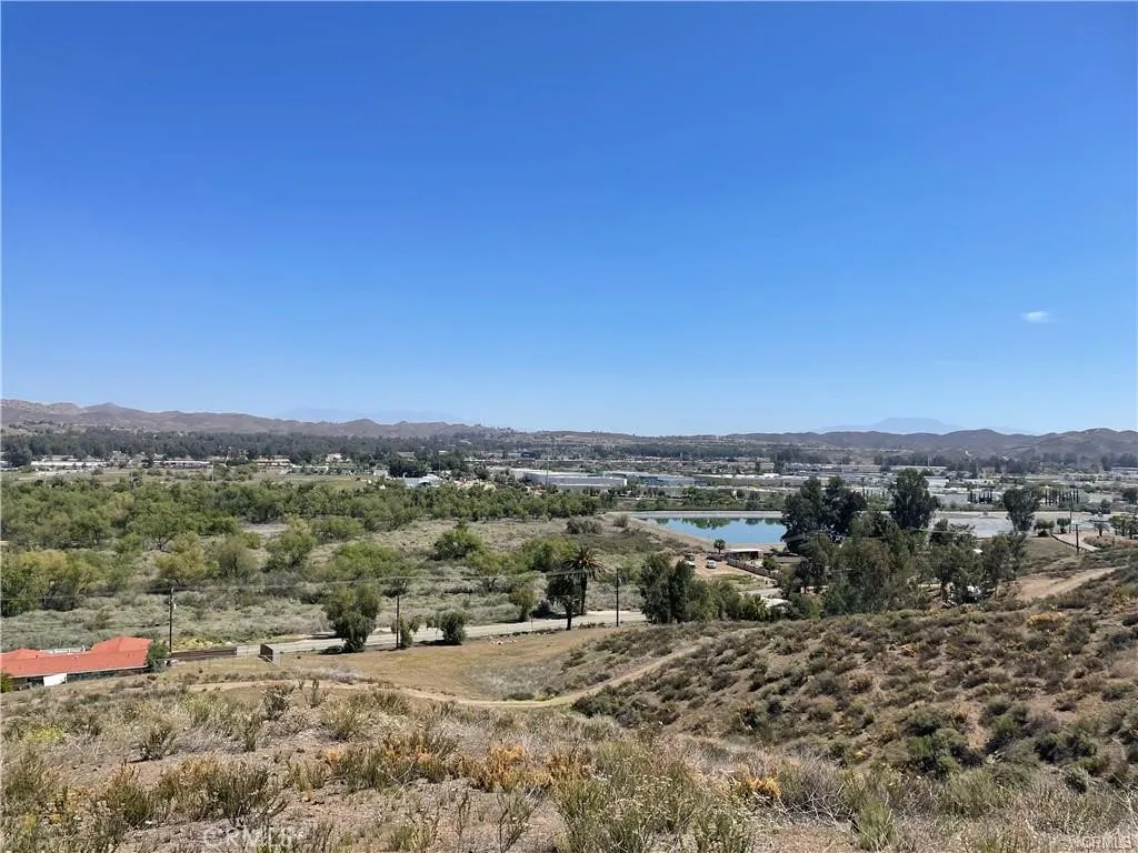 19 Bay, Lake Elsinore, CA, 92530