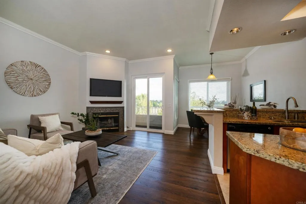 More Details about MLS # NDP2400692 : 521 ARBOR DRIVE UNIT 202