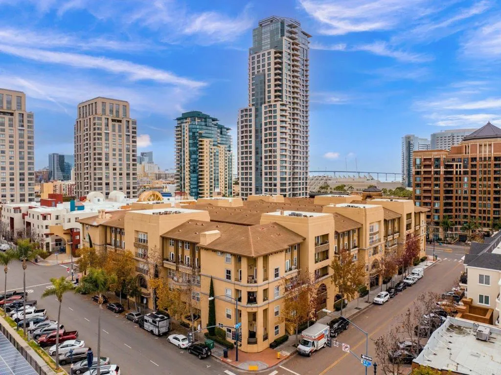 https://cdn.realtyfeed.com/cdn/127/306091498/163048a89c53496d5f2ef8809c5bfbf5.webp