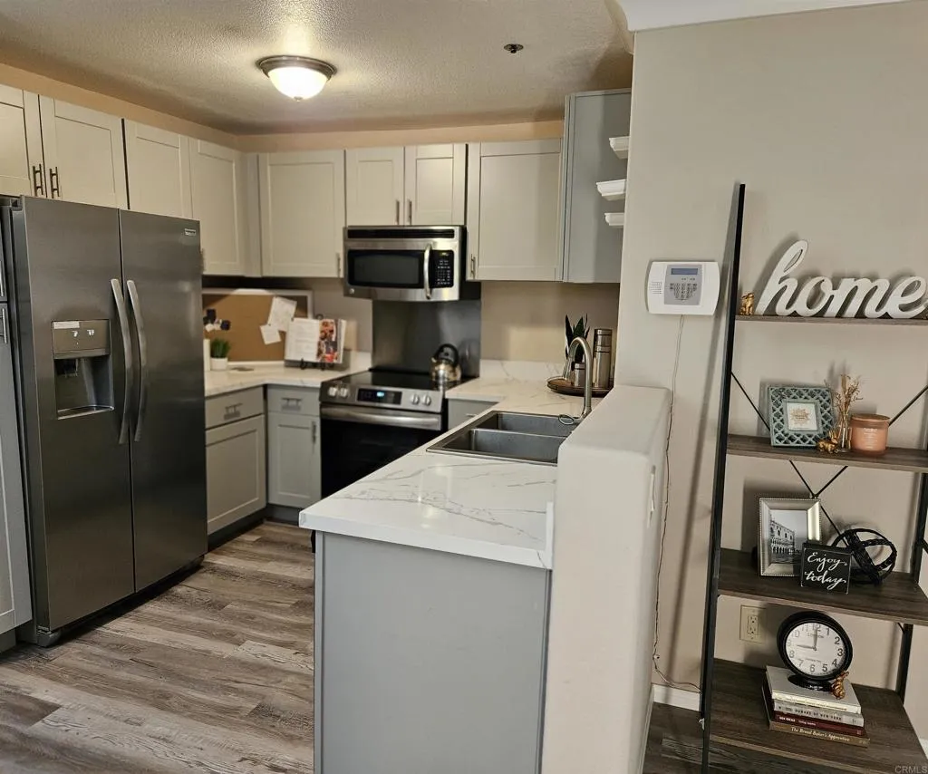 Photo #5: PTP2400520 Listing 