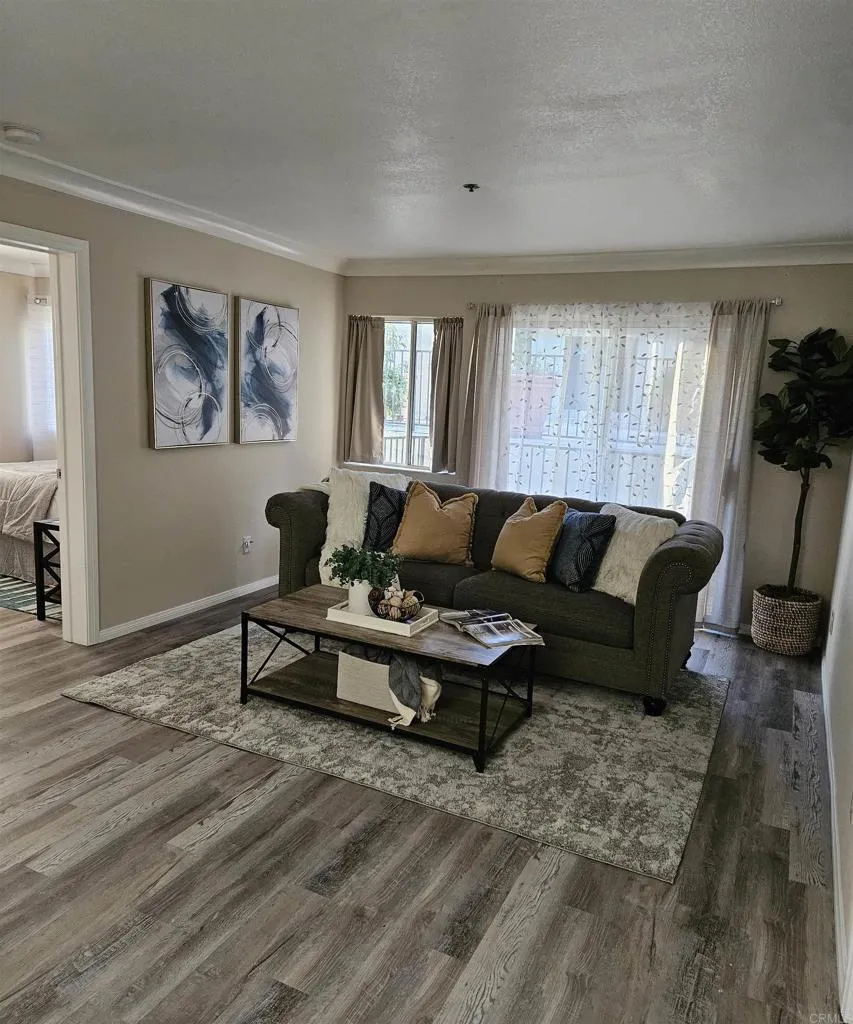 Photo #2: PTP2400520 Listing 
