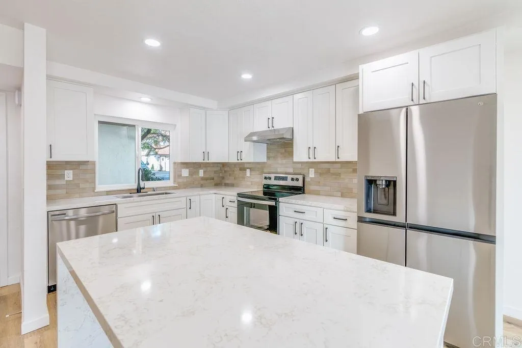 Photo #3: NDP2400790 Listing 