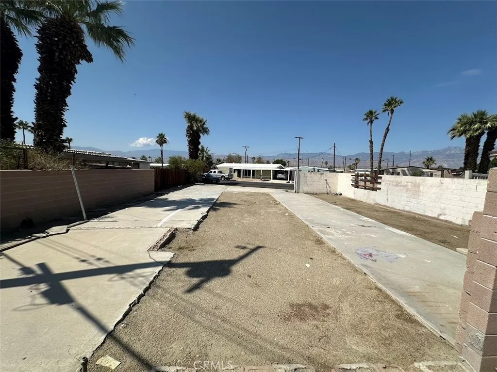 32060 Oakland, Thousand Palms, Ca 92276 - Photo 4 of 10, Thousand Palms, CA