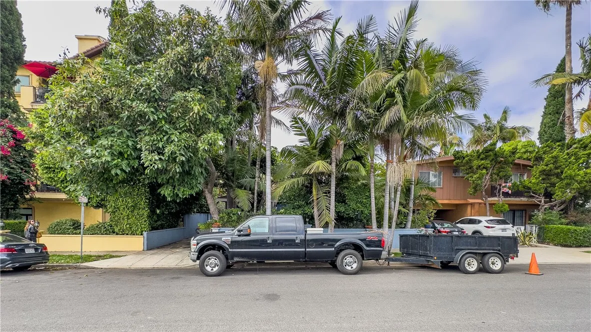 1837 Beloit Avenue, Los Angeles, CA, 90025