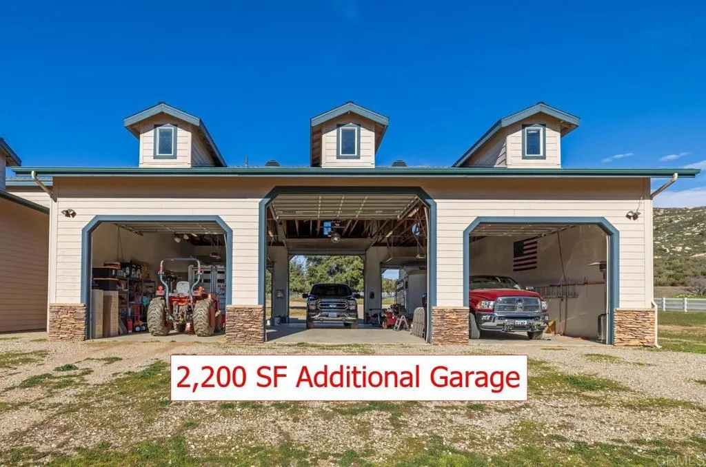 https://cdn.realtyfeed.com/cdn/127/306097911/6c6789e4559ada4cd002aaaa79724dc1.webp