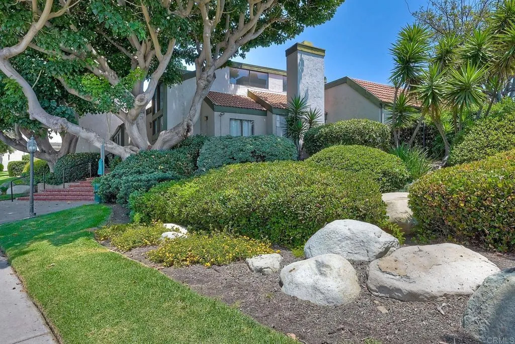 https://cdn.realtyfeed.com/cdn/127/306099134/19950450f793e5e18abbb22132e01f96.webp