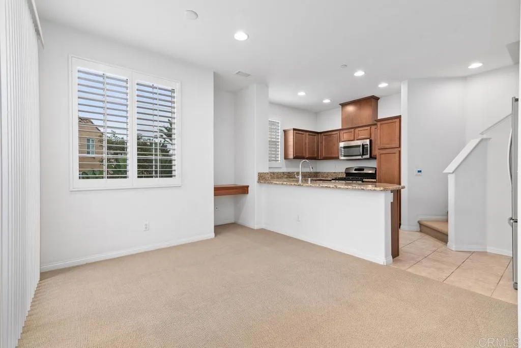 Photo #3: NDP2401021 Listing 