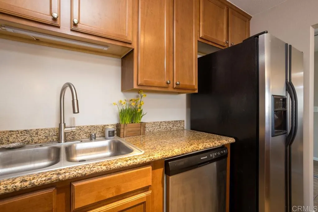 Photo #3: PTP2400793 Listing 