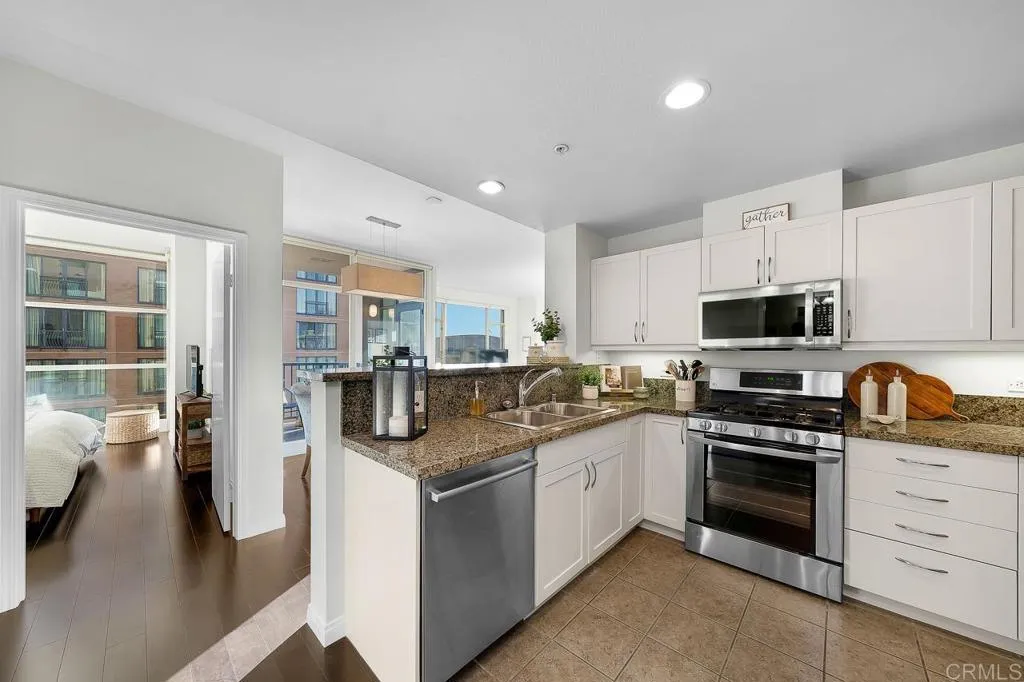 Photo #3: PTP2400802 Listing 