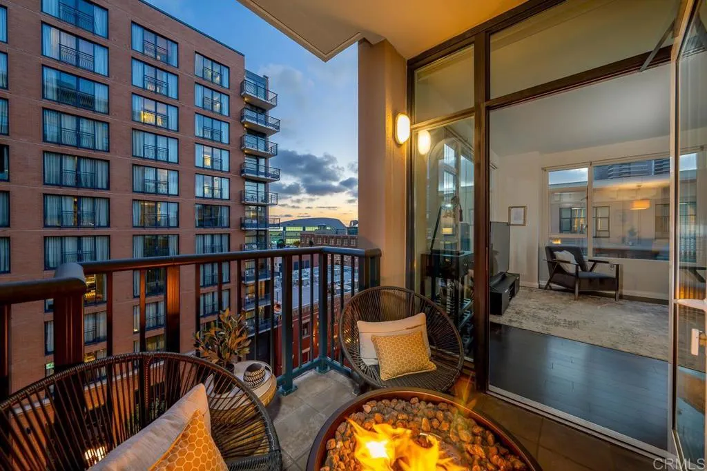 MLS: PTP2400802 Condo For Sale