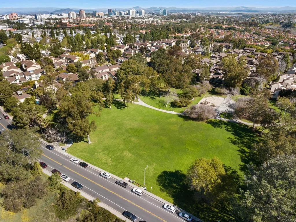 https://cdn.realtyfeed.com/cdn/127/306103600/67e8de2117b5b2125960bbc3aeebd9cb.webp