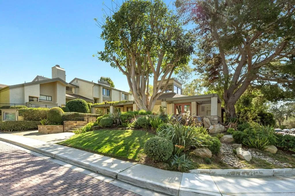https://cdn.realtyfeed.com/cdn/127/306103600/7627a9a2cc80e5f592d1703ce4bf1e0b.webp
