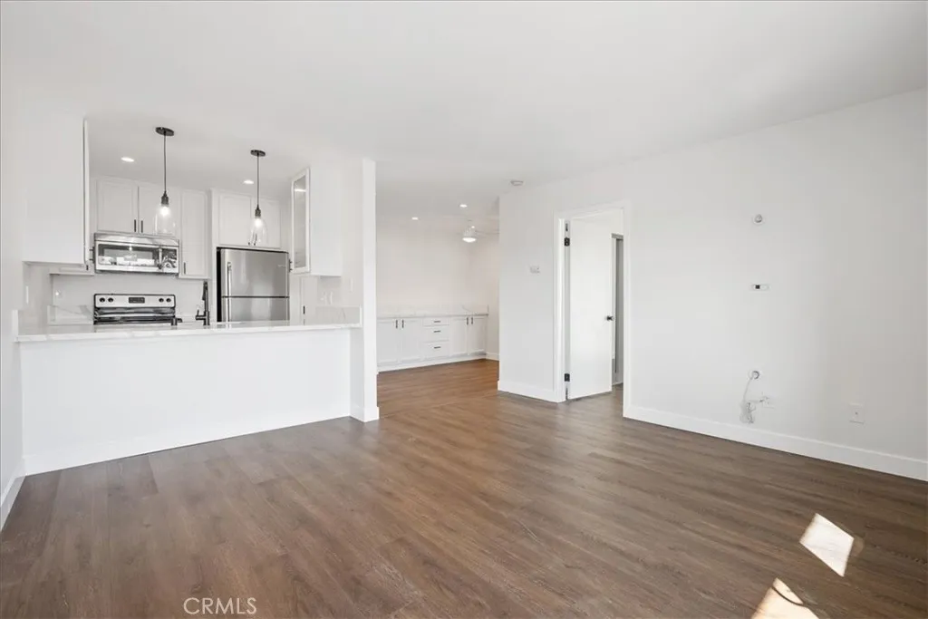 Photo #5: SW24032189 Listing 