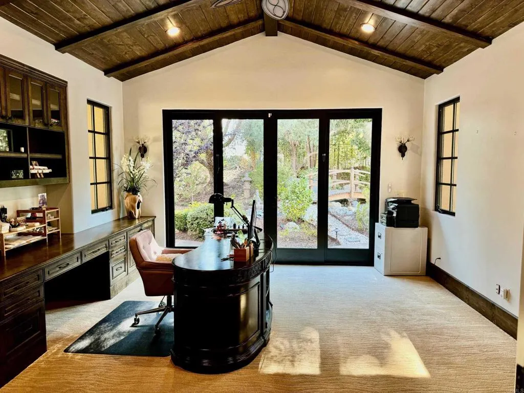 https://cdn.realtyfeed.com/cdn/127/306105091/48230db847e34e602ada0a457f586615.webp