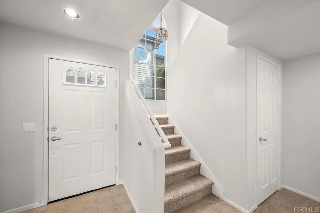 https://cdn.realtyfeed.com/cdn/127/306105590/4d073a2bf0f9e085701d8fd559b8fc17.webp