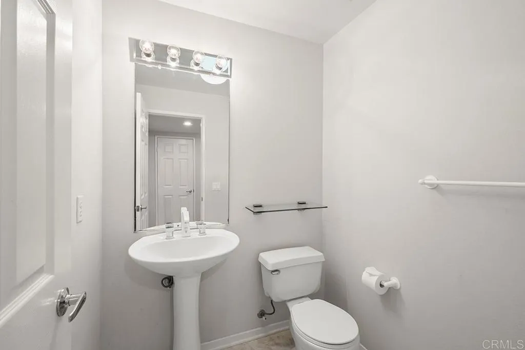 https://cdn.realtyfeed.com/cdn/127/306105590/7eaf708aef0521d12de4ca338820ea3b.webp