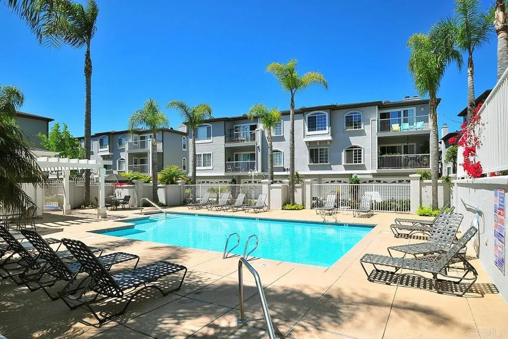 https://cdn.realtyfeed.com/cdn/127/306105590/9efd86f5264e676e03717dfeb73814cd.webp