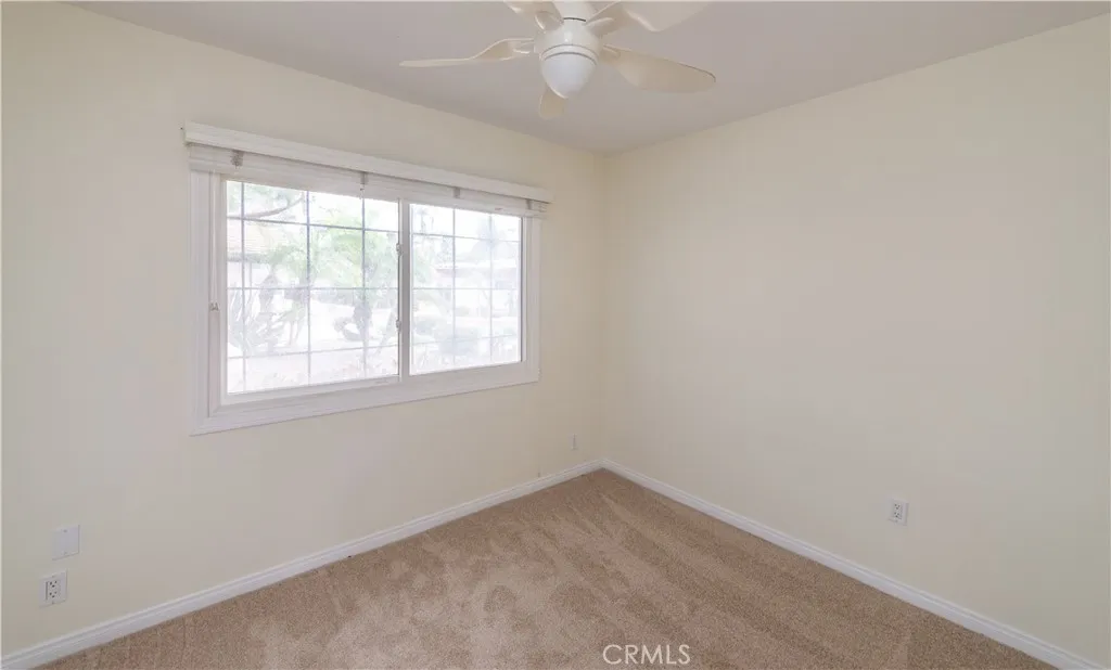 Photo #5: OC24033015 Listing 