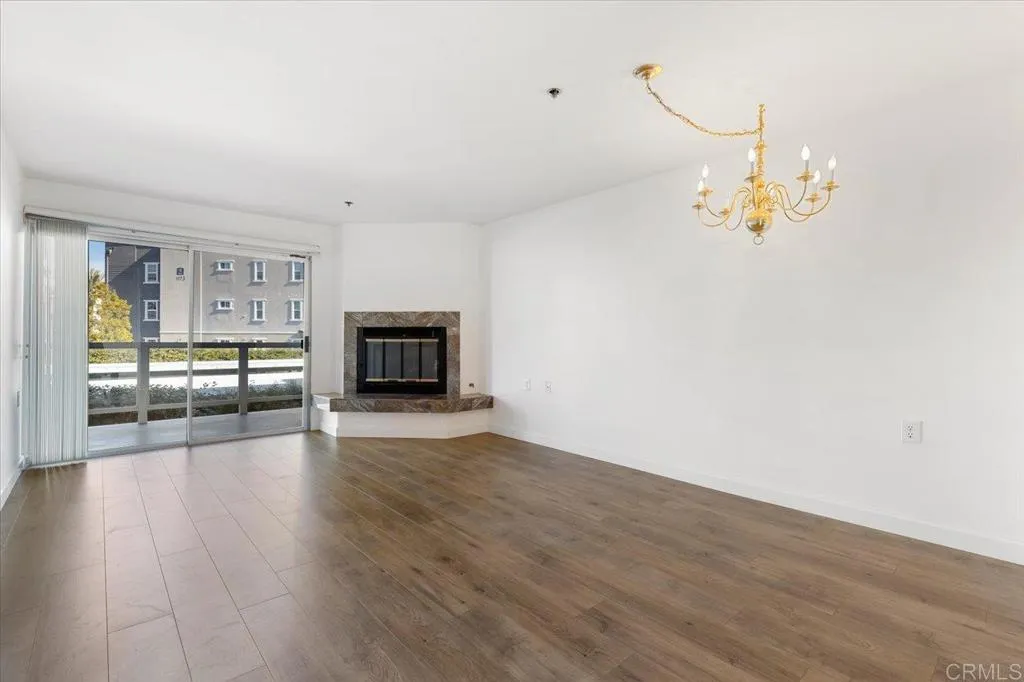 Photo #5: NDP2401329 Listing 