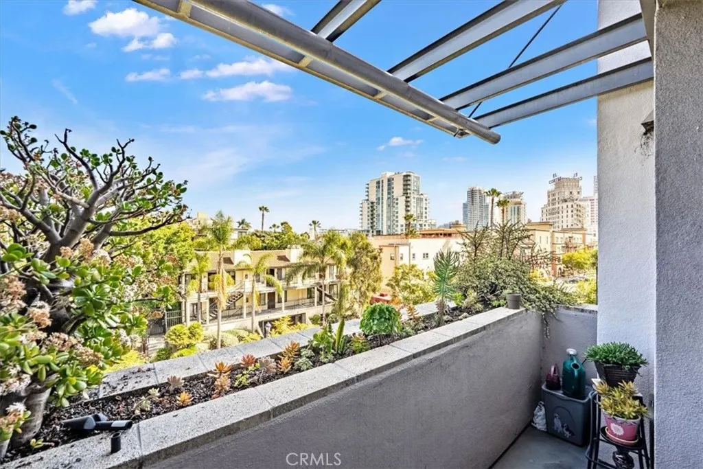 MLS: PT24034308 Condo For Sale
