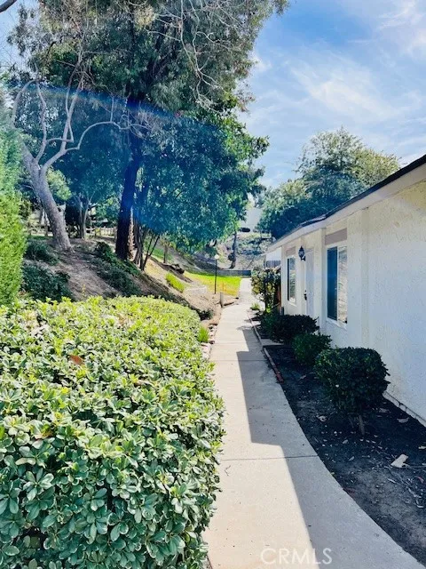 Photo #2: SW24035042 Listing 