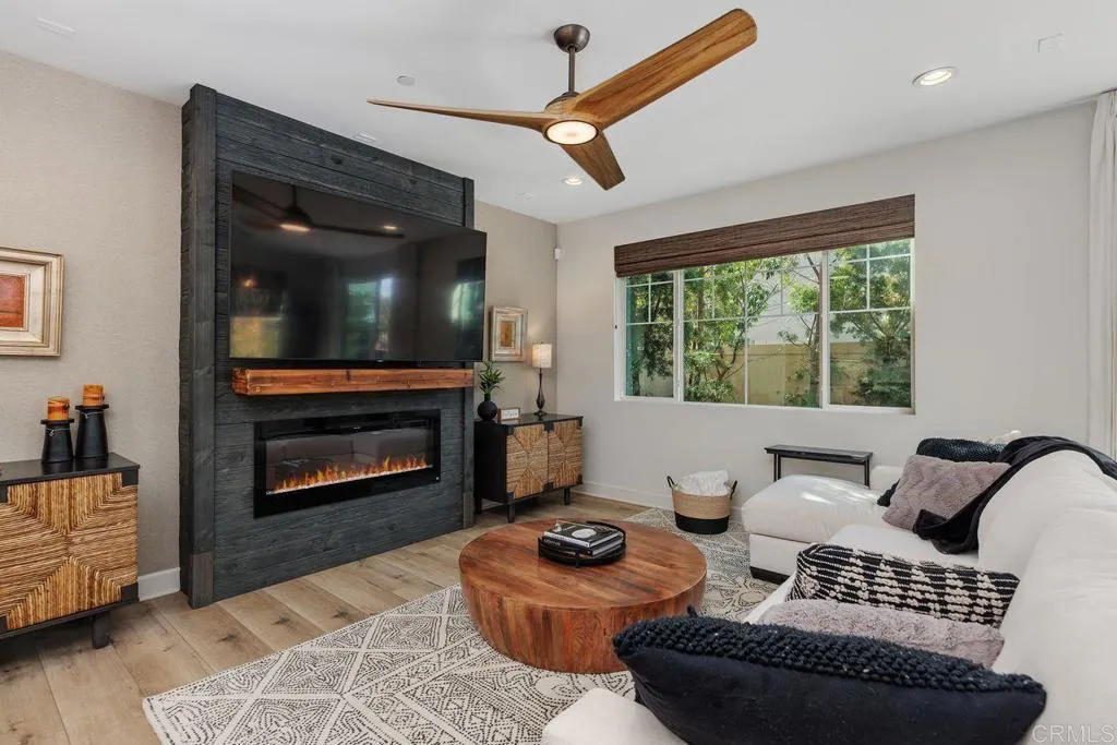 https://cdn.realtyfeed.com/cdn/127/306108323/e1967b4503879e4f670911c972446b6a.webp