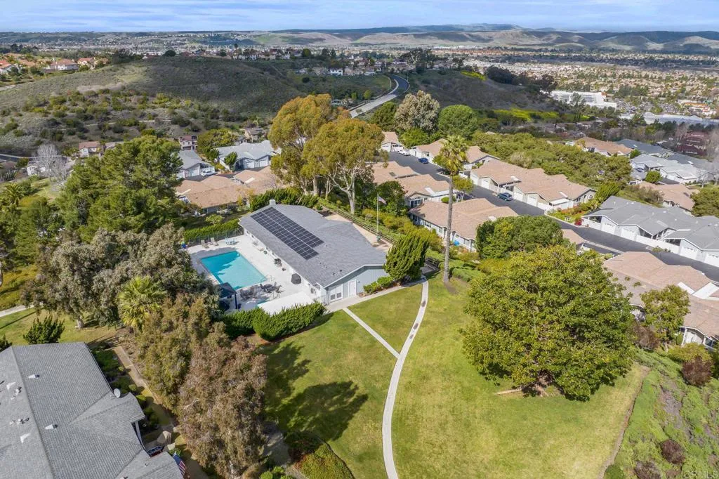 https://cdn.realtyfeed.com/cdn/127/306109759/3fcba75ed227434d73afb80084edb055.webp
