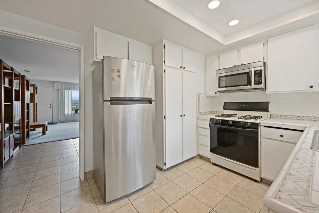https://cdn.realtyfeed.com/cdn/127/306109759/bb315afe8e3ef9935a17bcfa126bf6c4.webp