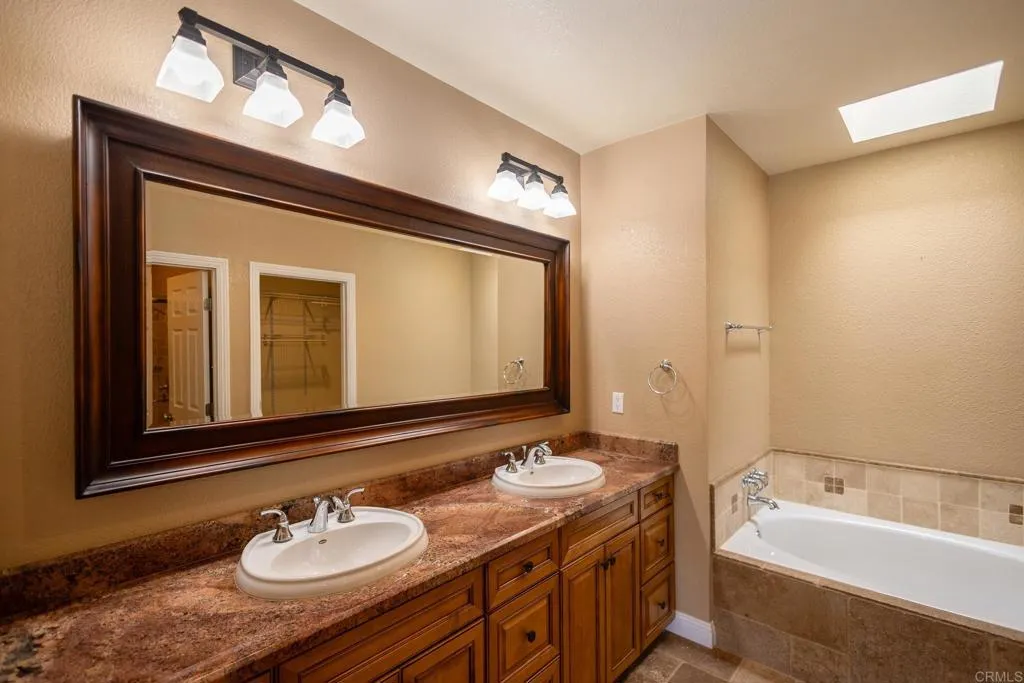 https://cdn.realtyfeed.com/cdn/127/306110912/69eb195c264432631901bd11519bba43.webp