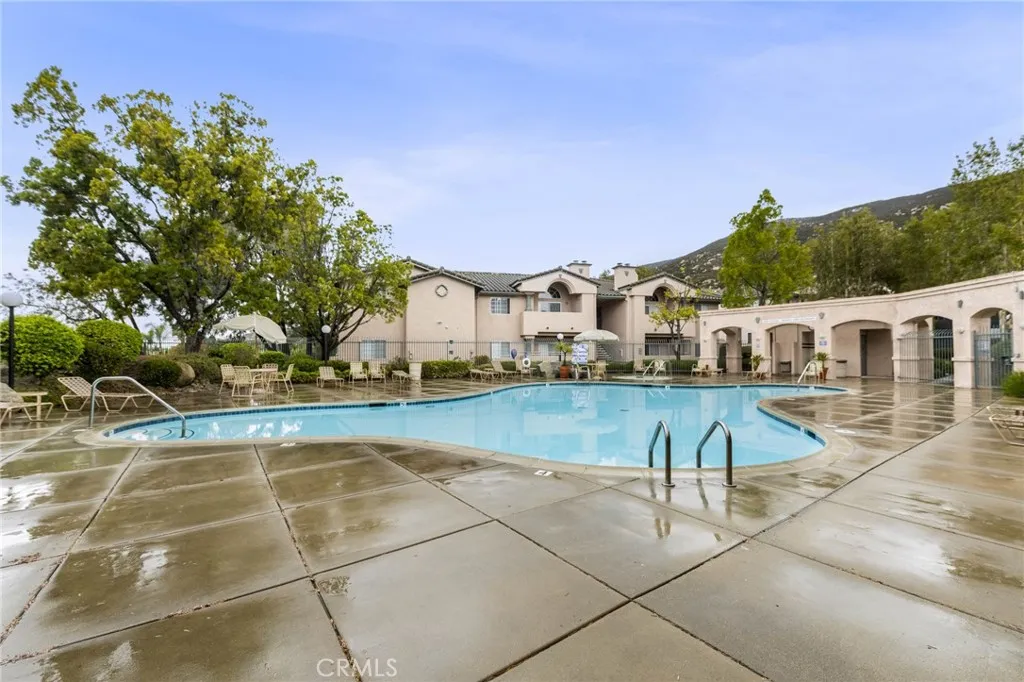 https://cdn.realtyfeed.com/cdn/127/306110962/f092532e49779fd7993d4a0b0fb5f99c.webp